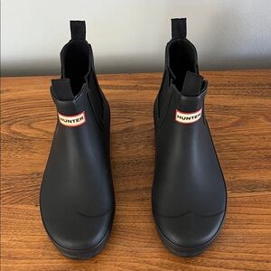 Hunter Classic Black Chelsea Ankle rubber Boots